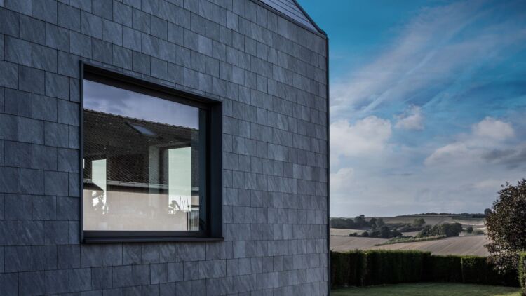 Ardonit leien dak en gevel header