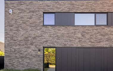 Svk ornimat est12black residentieel zwarte gevel 4