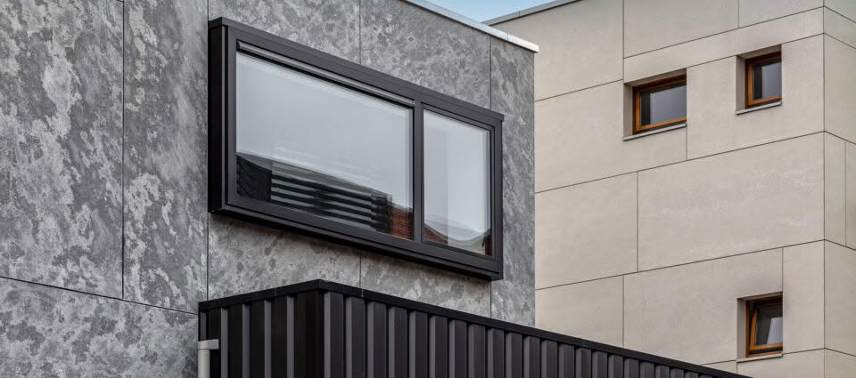 Svk amsterdam 3 06 blue sky